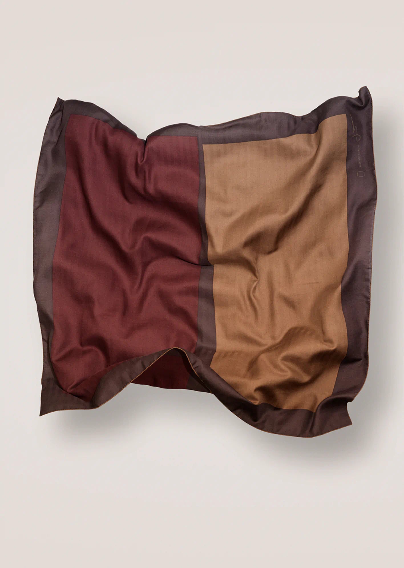 Twin Panels coloured scarf by Darshana Shilpi Rouget 
