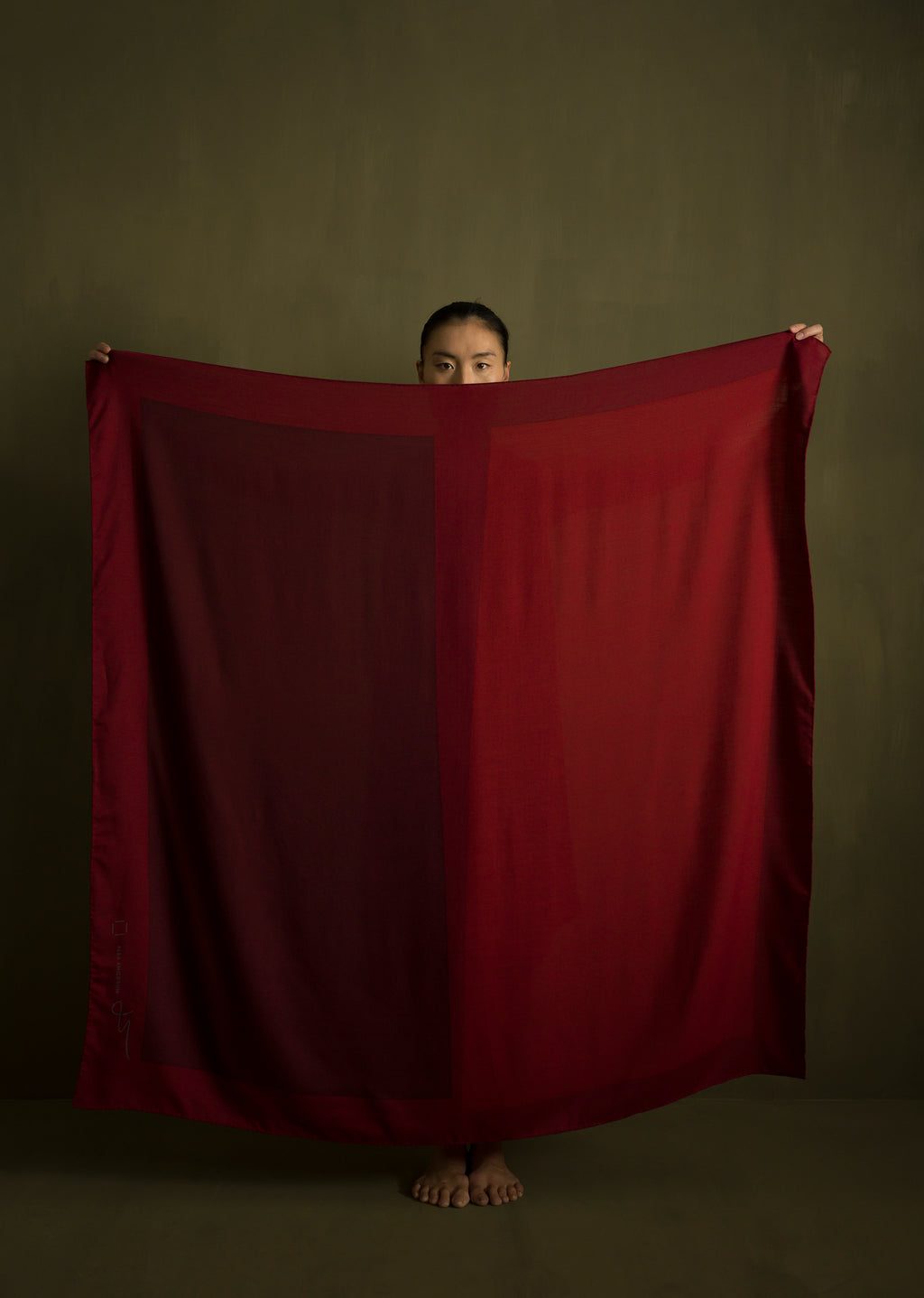 Intonation 01, soft woollen shawl by Alba Amicorum, in red tones, hand rolled hems